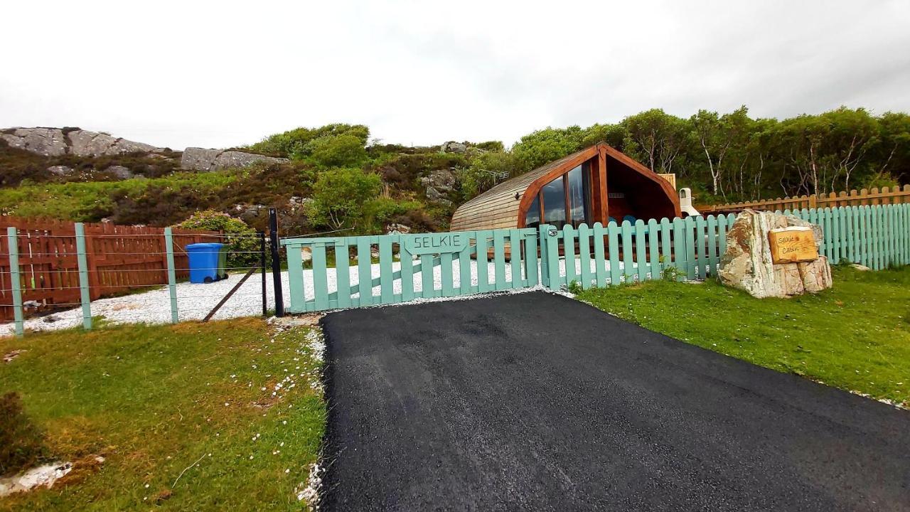 Апартаменты Achmelvich View Self Catering Лохинвер Экстерьер фото